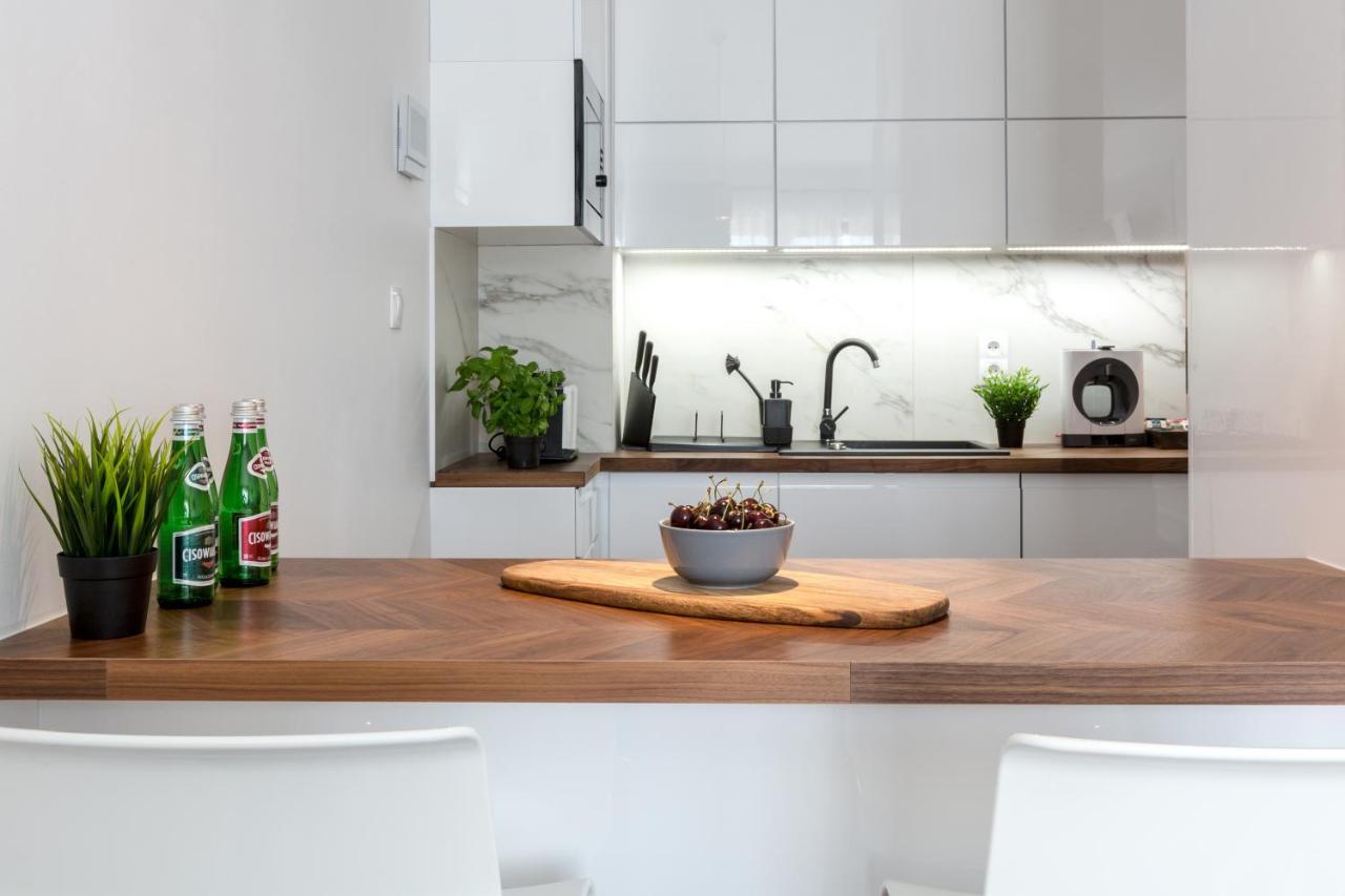 Sky Apartments Πόζναν Εξωτερικό φωτογραφία